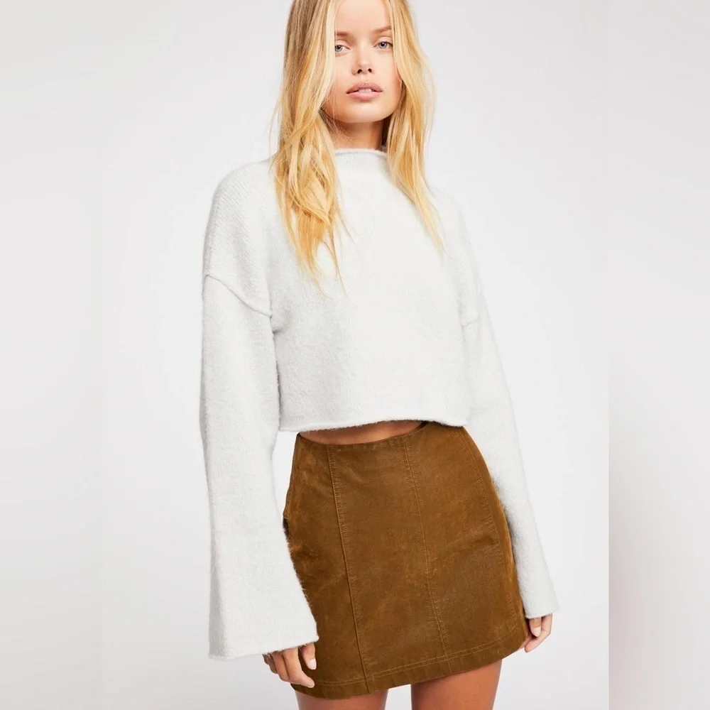 Free People Modern Femme Vegan Suede mini Skirt “Tobacco”